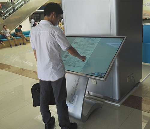 昭通南沙政务服务中心触摸查问机